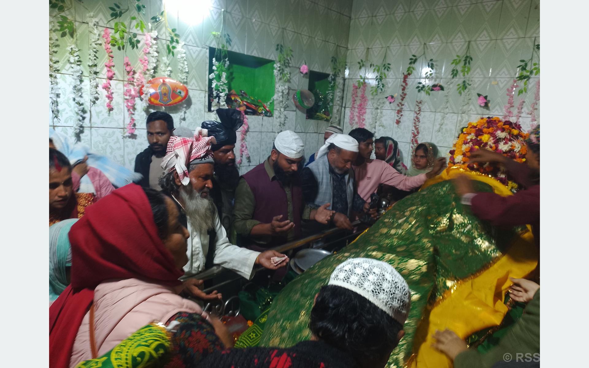धार्मिक सद्भावको अनुपमस्थल ‘कम्मर शाह मजार’