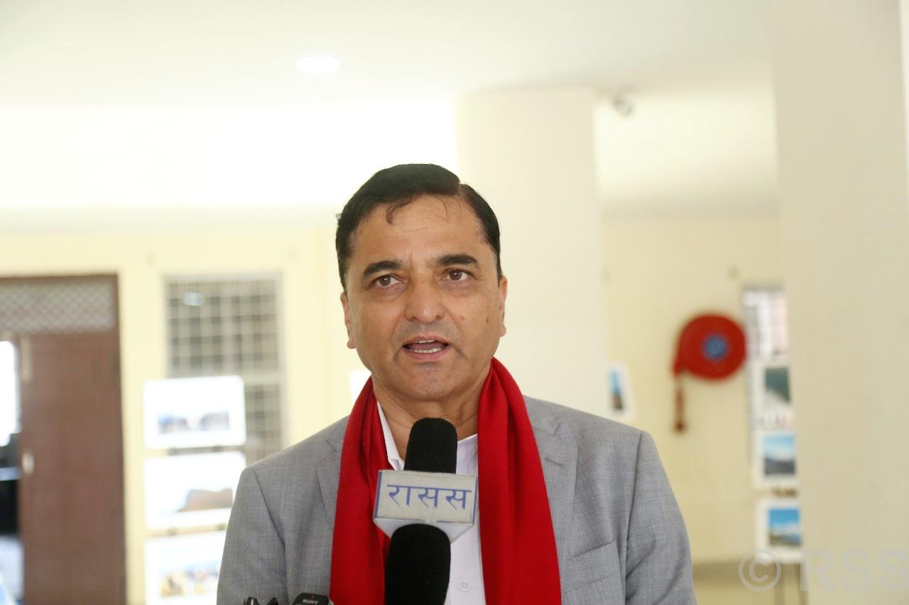 संवैधानिक आयोग धेरै भए, पुनरावलोकन गर्न जरुरी छ : योगेशकुमार भट्टराई