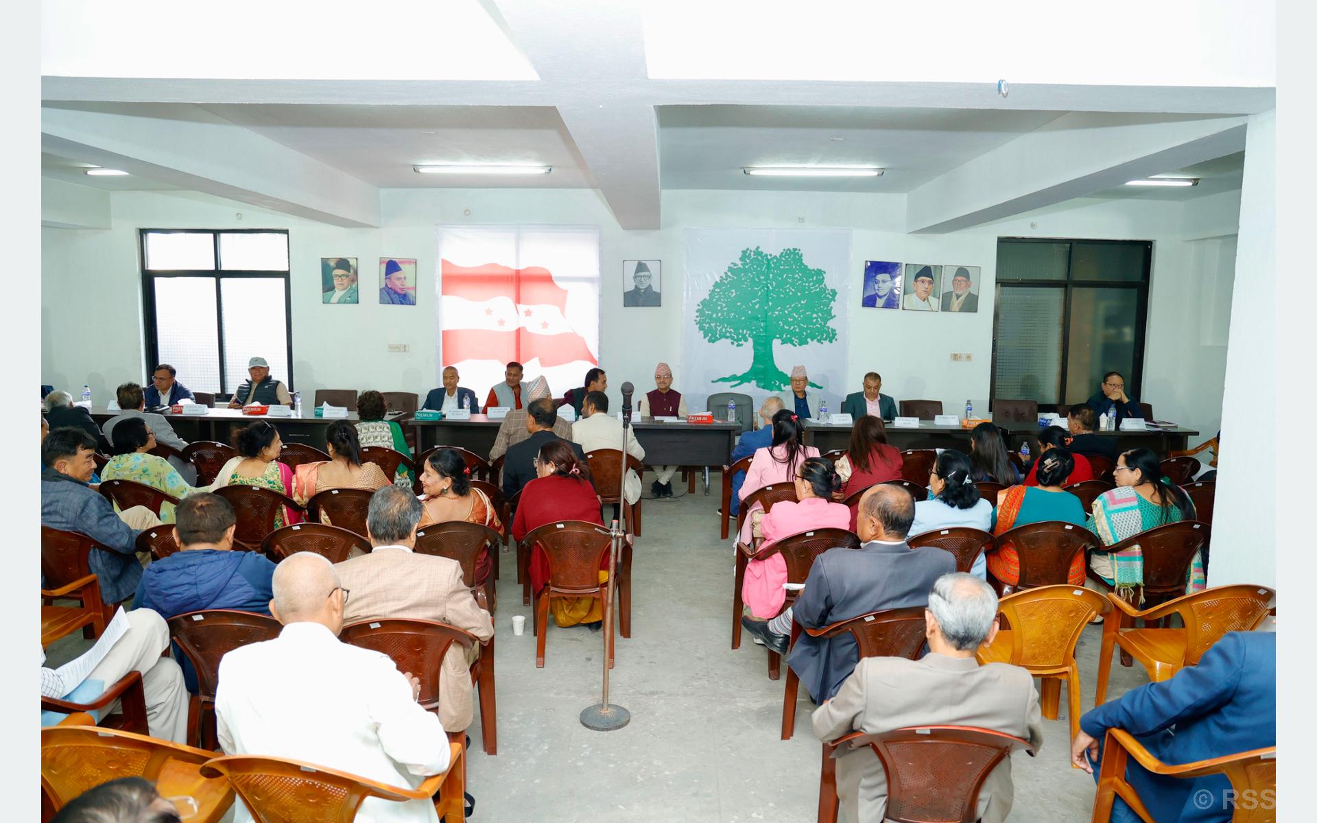 कांग्रेस बैठकमा महाधिवेशन र निर्वाचनका विषय छलफल जारी