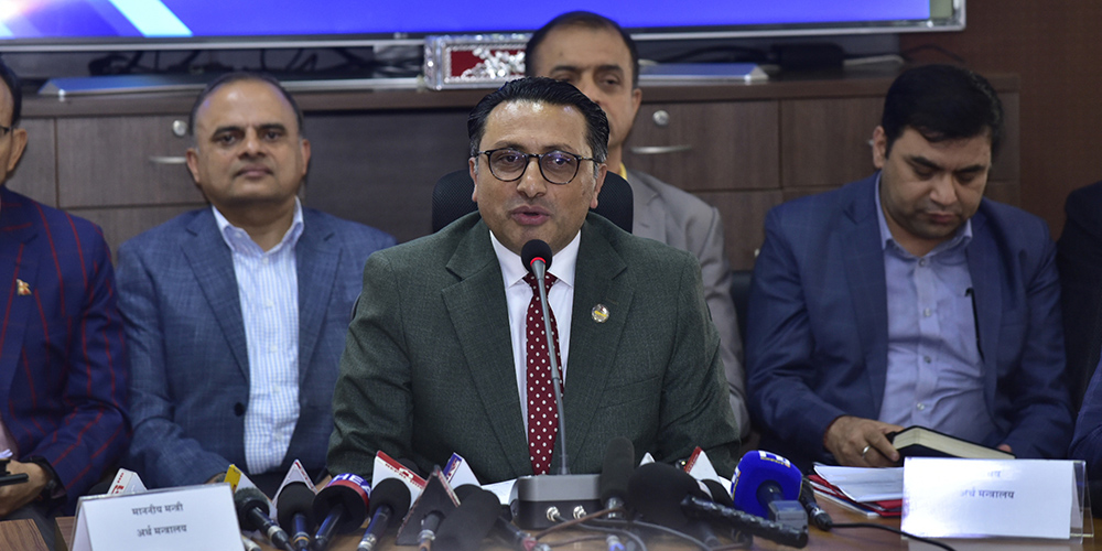 बजेट ठूलो होइन, जिडिपीको तुलनामा सानो होः अर्थमन्त्री वाग्ले