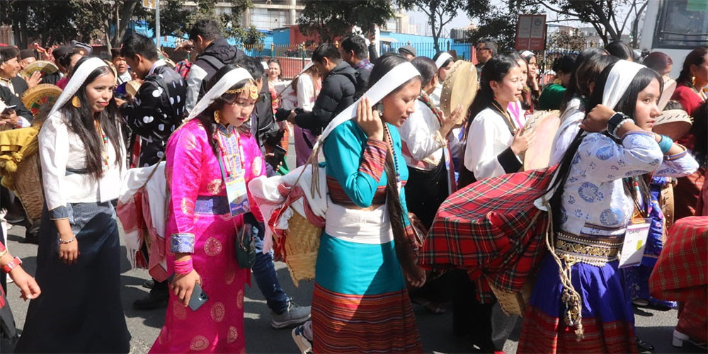 काठमाडौँको टुँडिखेलमा आज आयोजित सोनाम ल्होसार (फोटोफिचर)
