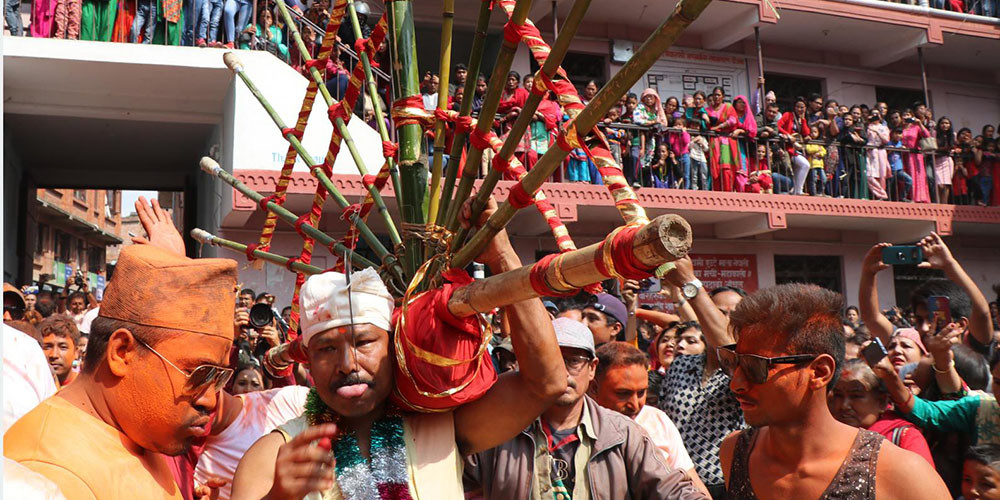 नवौँ तथा अन्तिम पटक जिब्रो छेडाउँदै बुद्धकृष्ण
