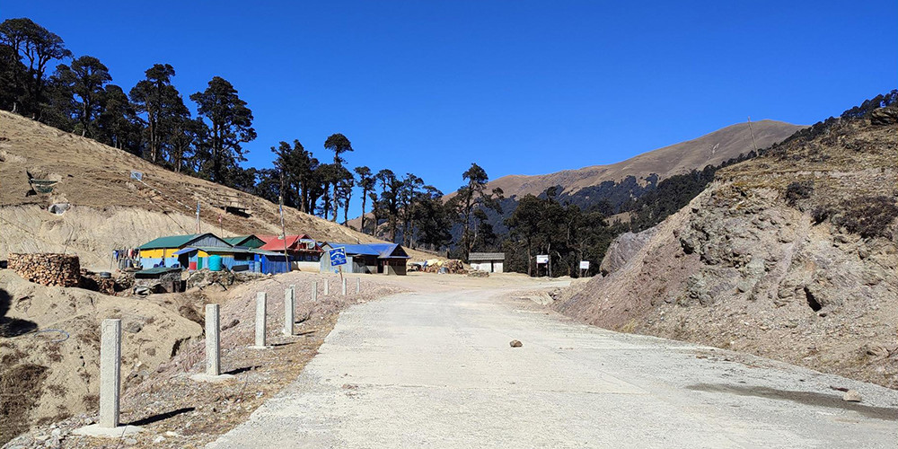 पातीहाल्नेमा बढ्यो पर्यटकको चहलपहल