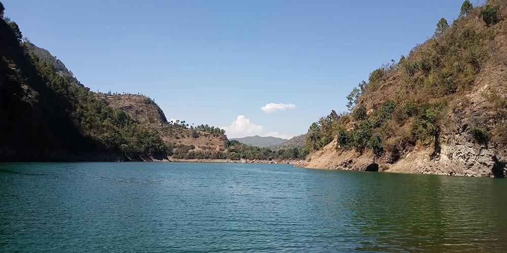 पर्यटक लोभ्याउँदै कुपिन्डे दह