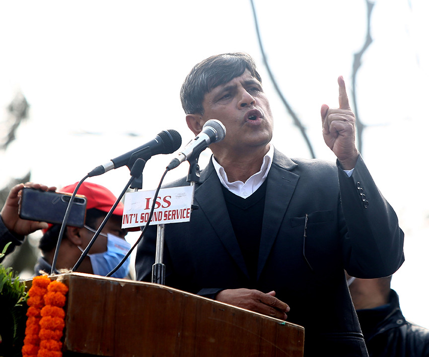 नेता भुसाल र पाण्डे पनि निलम्वनमा