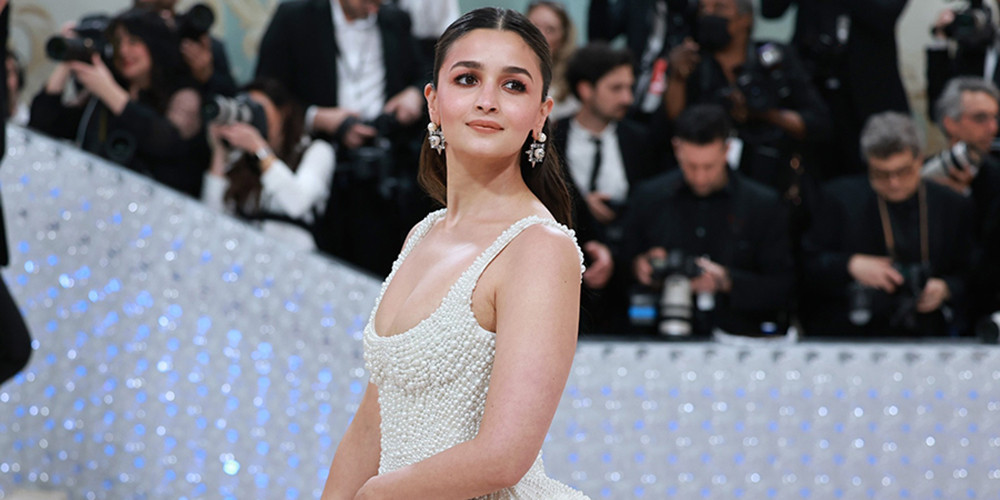 मेटगालामा आलियाको डेब्यु