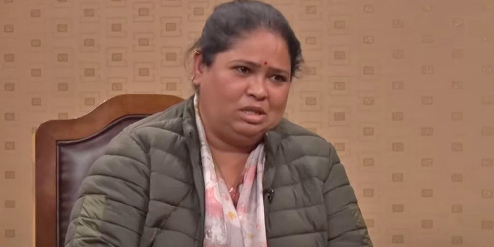 न्यायाधीश भुवन गिरीकी पत्नी आरतीले  सर्वोच्च बाहिर गरिन् आत्मदाहको प्रयास