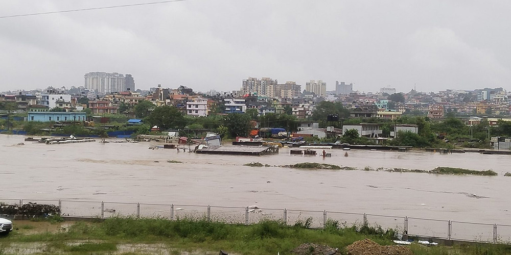 काठमाडौँ उपत्यकामा बाढी पहिरोबाट ३४ जनाको मृत्यु, दुई हजार घर डुबानमा 