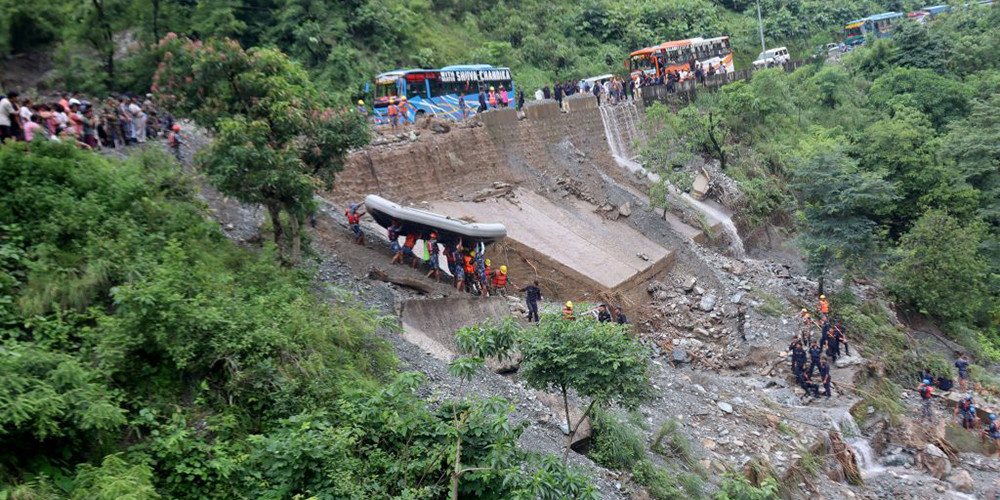 चितवन दुर्घटनाका बेपत्ताको पहिचान (नामावलीसहित)