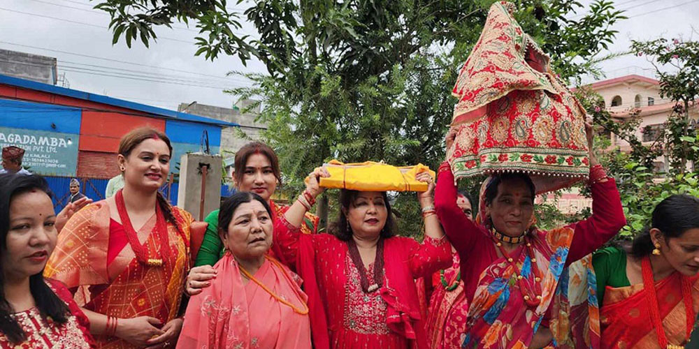 सुदूरपश्चिममा गौरा भित्र्याइयो