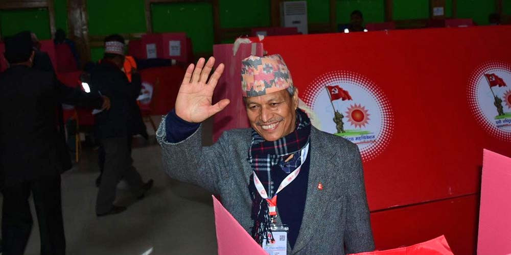 मंगलबार बिहान ४ बजेबाट एमालेको नेतृत्व चयनका लागि मतदान 