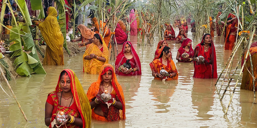 उदाउँदो सूर्यलाई अर्घ्य दिएर सकियो छठ