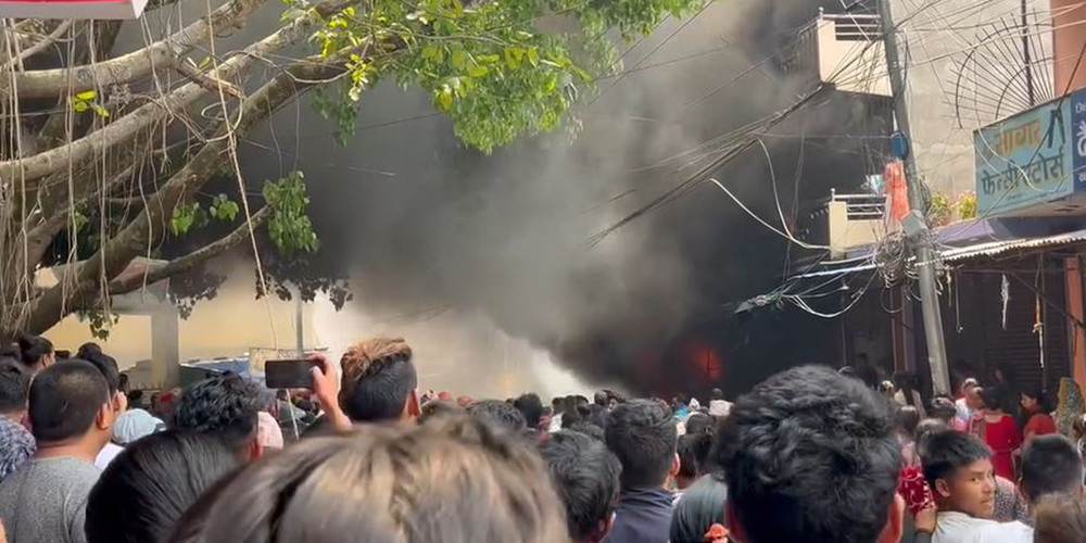 दैलेख बजारमा आगलागी