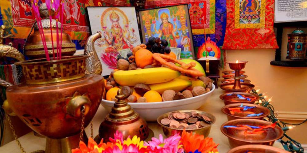 आज धनधान्यकी देवी लक्ष्मीपूजा