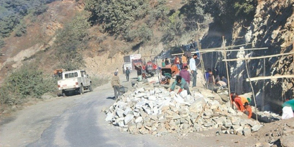 मालढुङ्गा–बेनी सडकखण्डमा पाँच घण्टा यातायात बन्द हुने