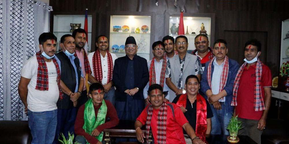 राष्ट्र, गणतन्त्र र संविधान बचाउन माओवादी शक्ति एक हुनुपर्छ : अध्यक्ष प्रचण्ड