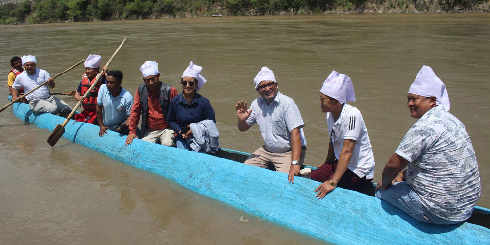 तेस्रो डुङ्गा दौड प्रतियोगितामा सुनसरी प्रथम
