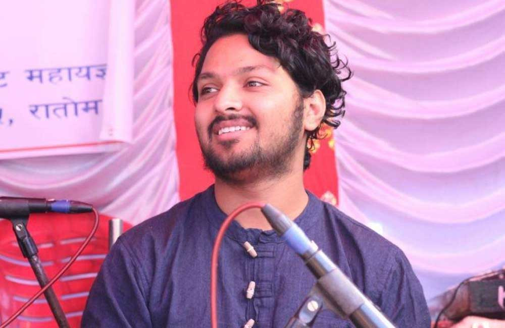 शास्त्रीय संगीतका साधक सजल