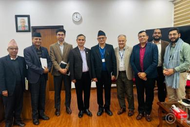विदेशमा रहेका नेपालीलाई मतदान अधिकार प्रदान गर्ने विषयमा छलफल