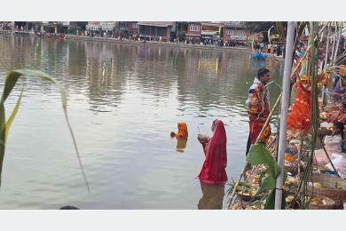 भक्तपुरमा भव्य रूपमा मनाइयो छठ