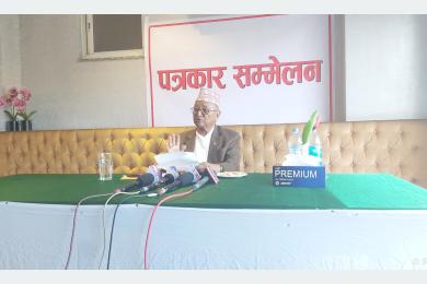 पार्टीभित्रका गुटउपगुटबाट माथि उठेर एकजुट हुनुपर्छः पूर्वउपसभापति श्रेष्ठ