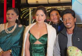 एकसाथ तीन चलचित्र प्रदर्शनमा