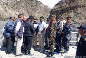 पूर्वाधारमन्त्री लम्साल कोरला सडकको निरीक्षणमा