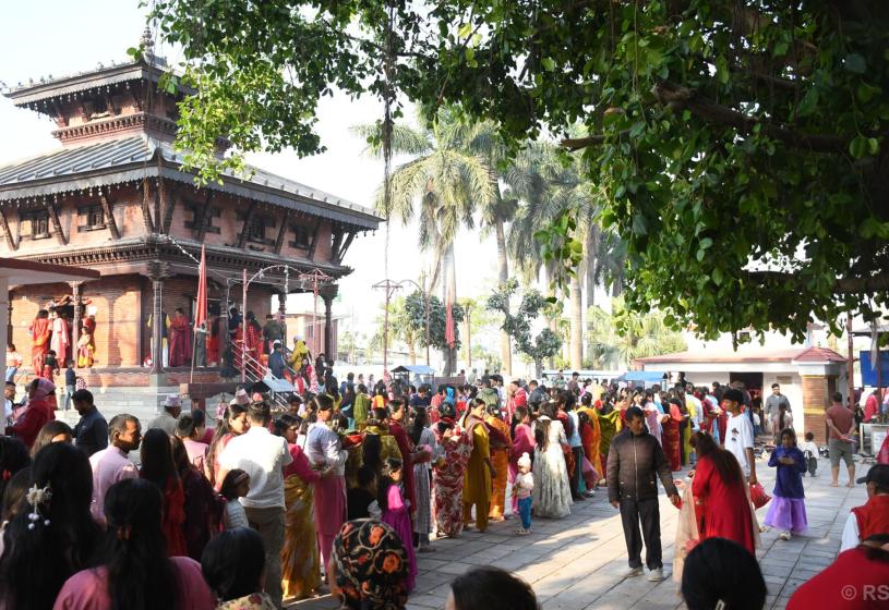 चैते दसैँ : देशभरका शक्तिपीठमा भक्तजनको बिहानैदेखि भीड