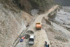 सम्झौता सकिन एक महिना बाँकी हुँदा आधामात्रै काम 