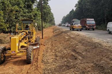 नारायणगढ बुटवल सडक विस्तारको काम सुस्त