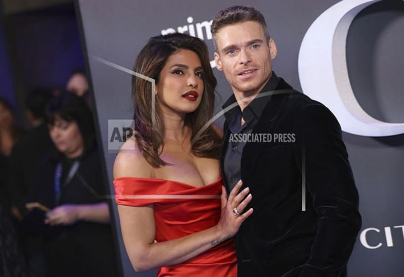 ‘सिटाडेल’ को फ्यान स्क्रिनिङमा सहभागी हुँदै प्रियंका