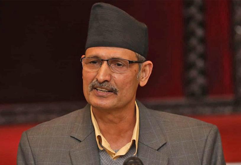 पूर्व सभामुखसँग छलफल गर्दै सभामुख